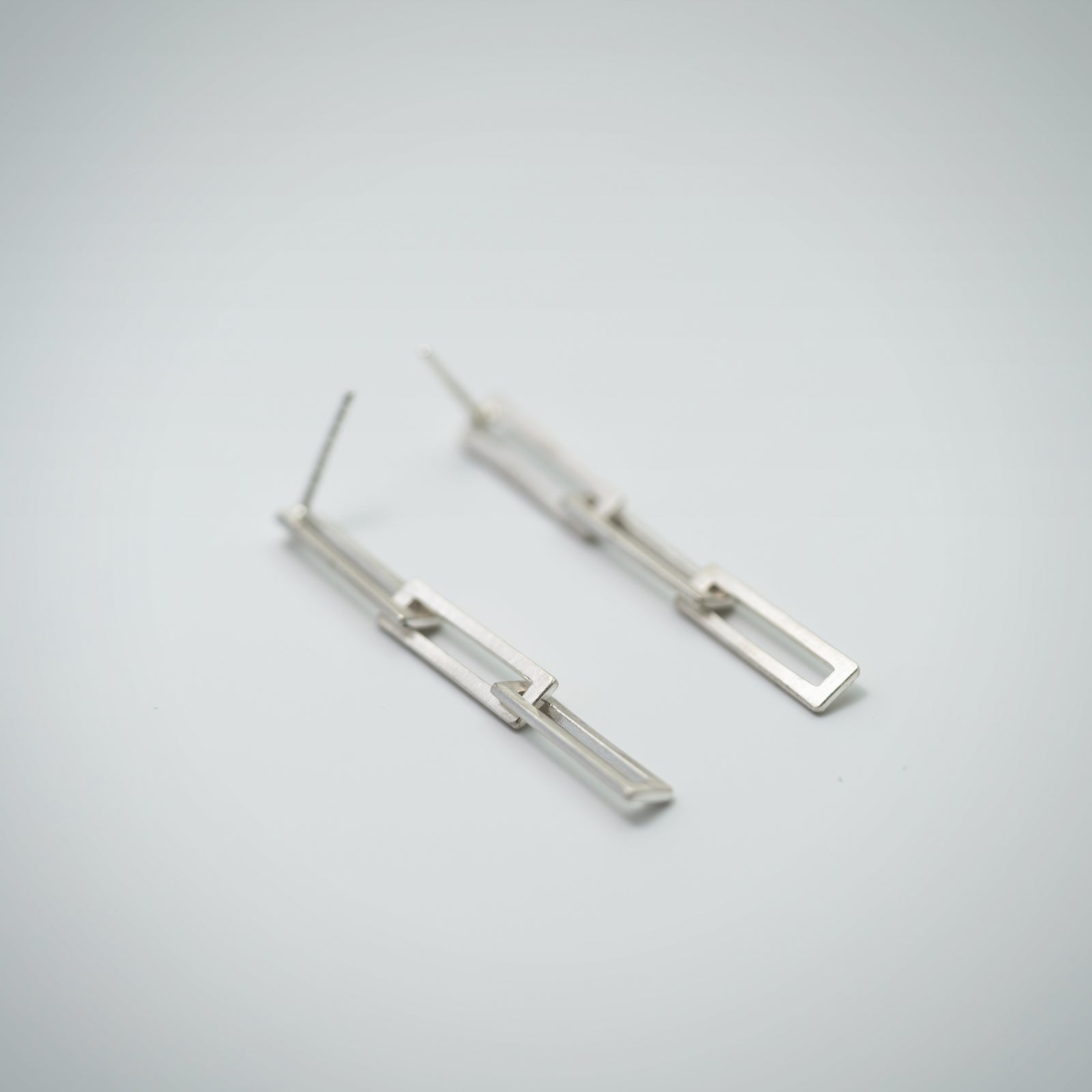 Square chain earrings_limited